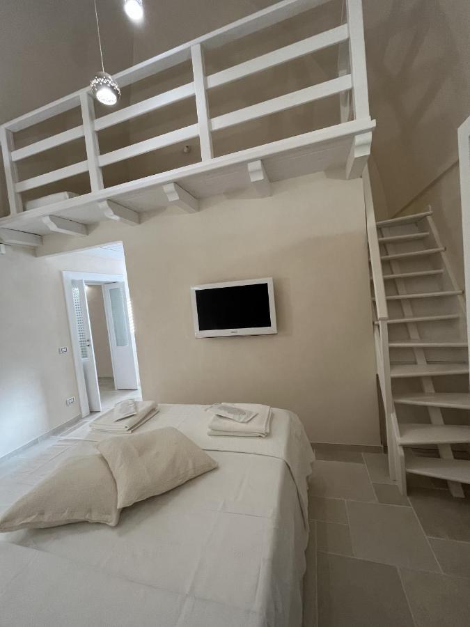 Antoniette-Dimorepugliesi Mottola Exterior photo